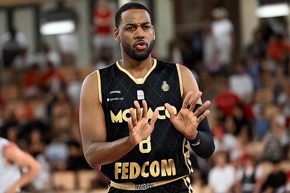 VU, 赛期间的出, 球队上海队 VU, 赛期间的出, 球队上海队