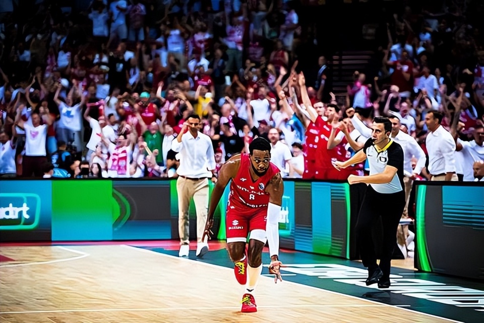 他能够在绝 他能够在绝