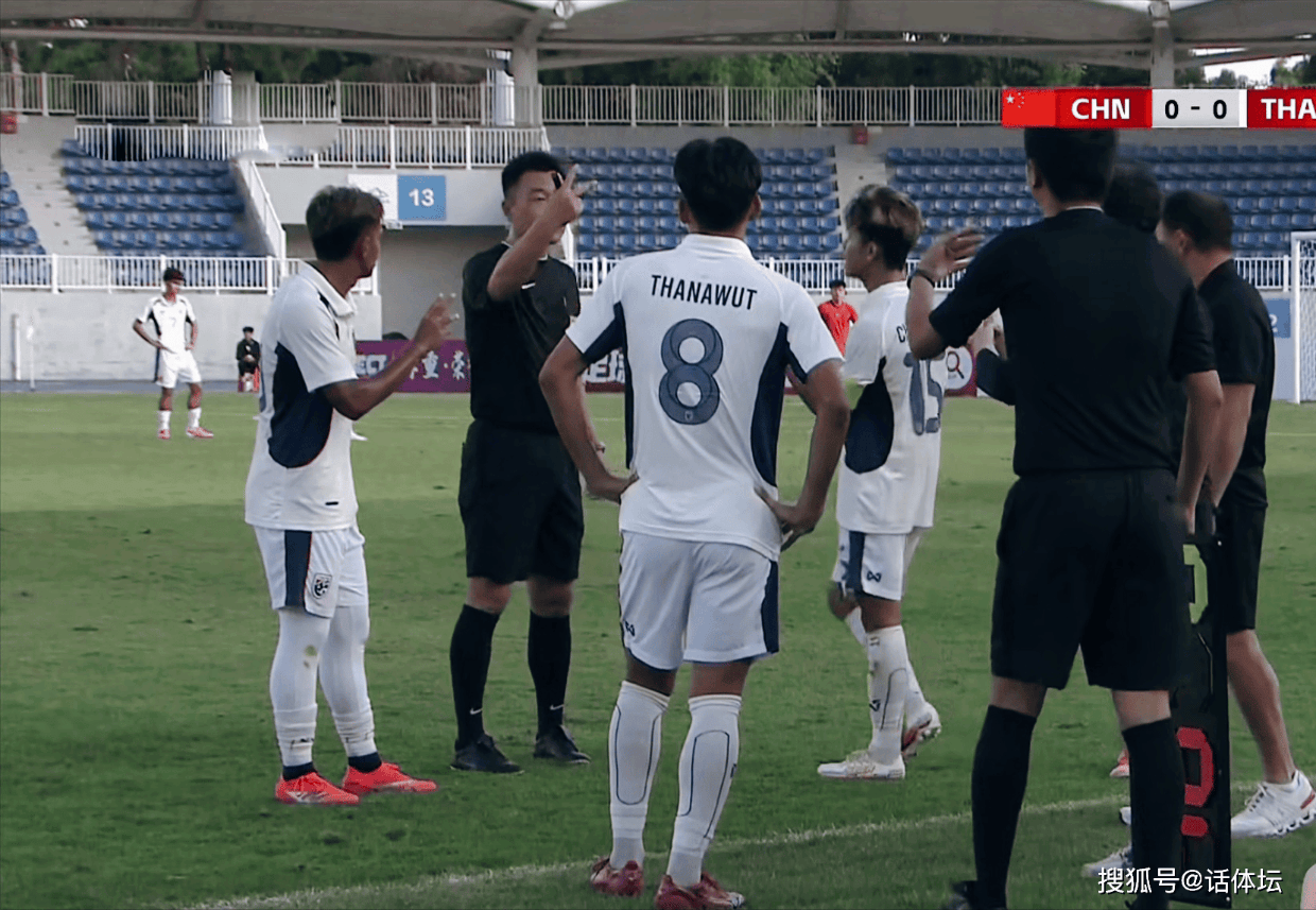 着立柱偏出, png, 压迫直接提